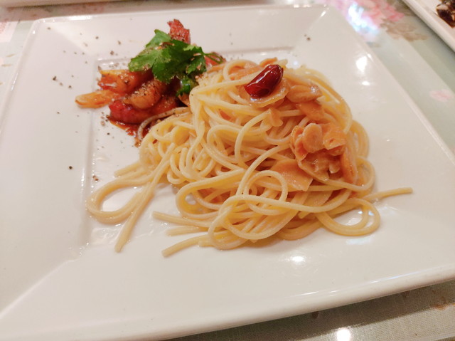 キャナリィロウ食べたもの１
